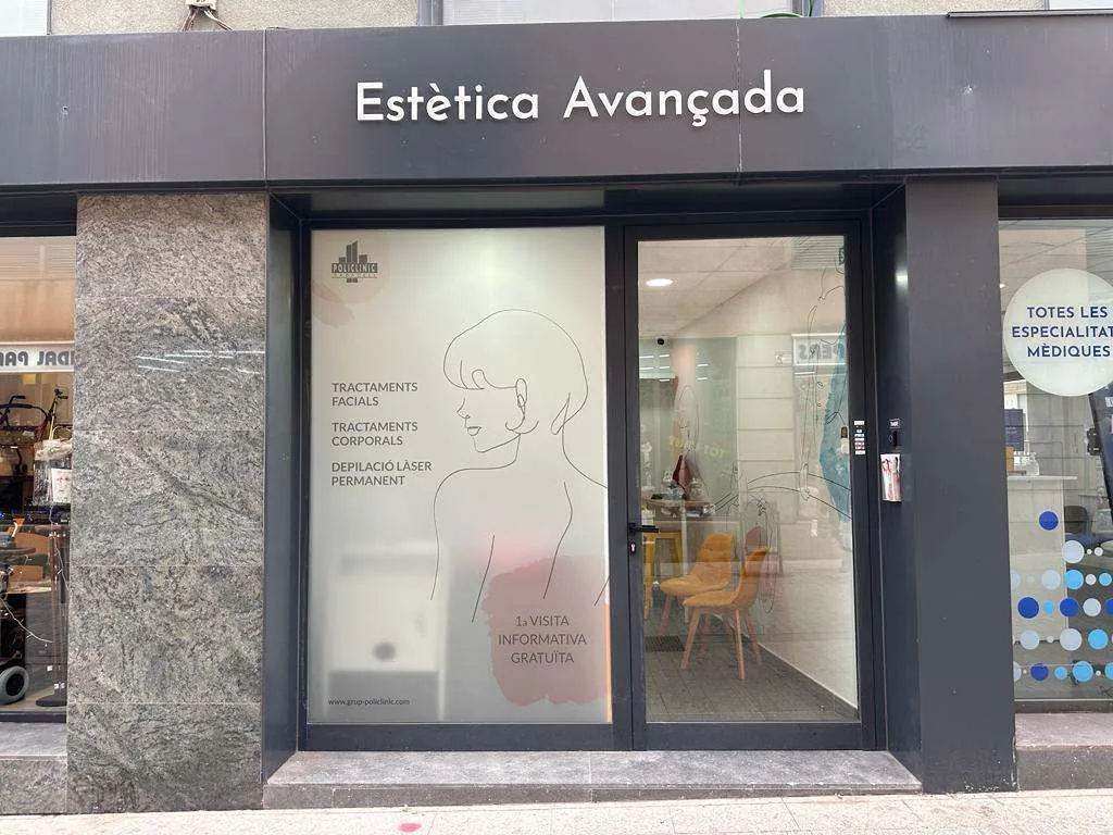 ESTETICA-AVANCADA-POLICLINIC-SABADELL-RAMBLA-ENTRADA